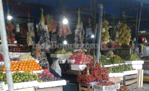 Penghujan, Buah Jeruk Jadi Incaran